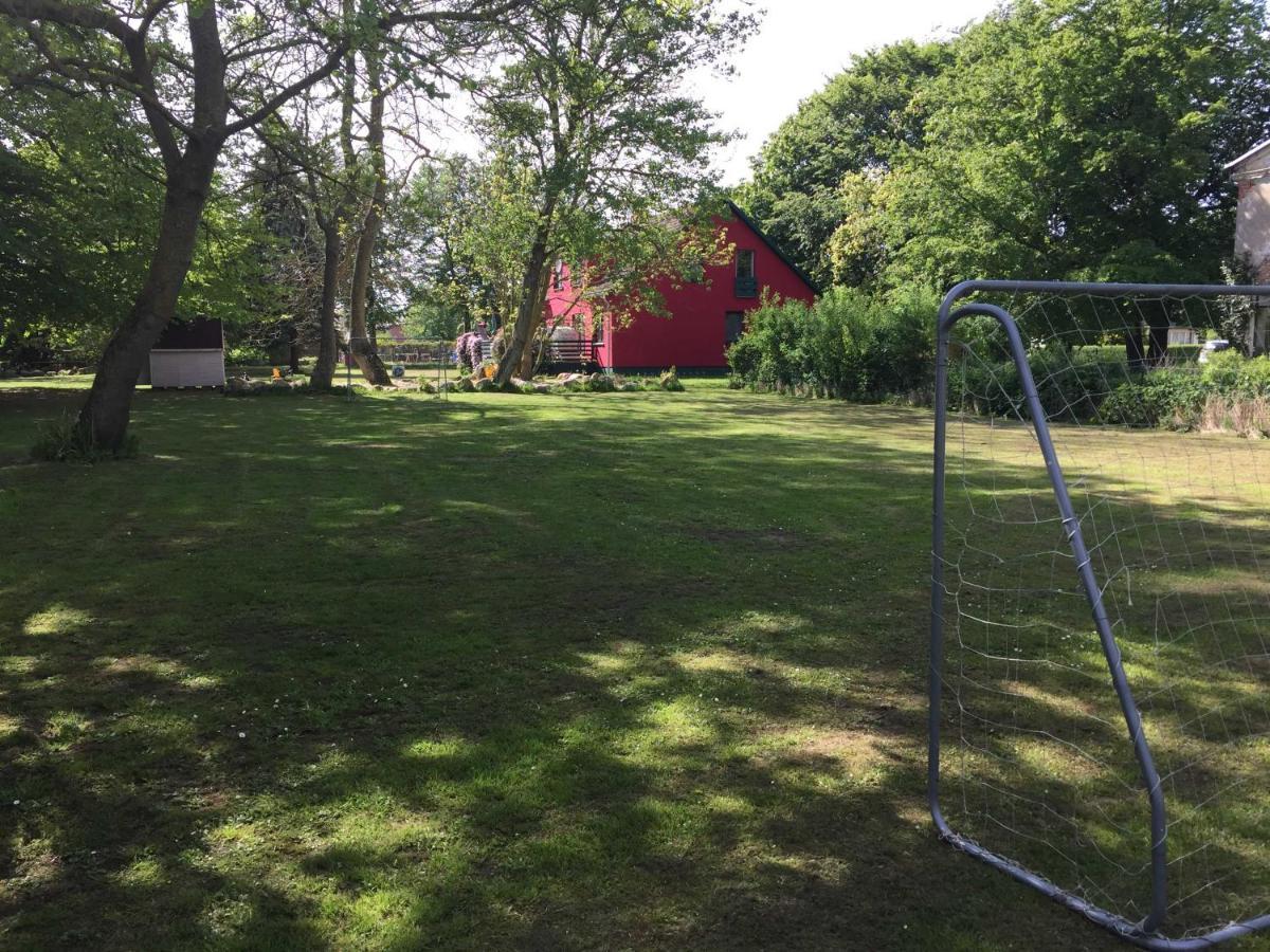 Ferienhaus 1 _ Ferien Im Gutspark Mattchow المظهر الخارجي الصورة